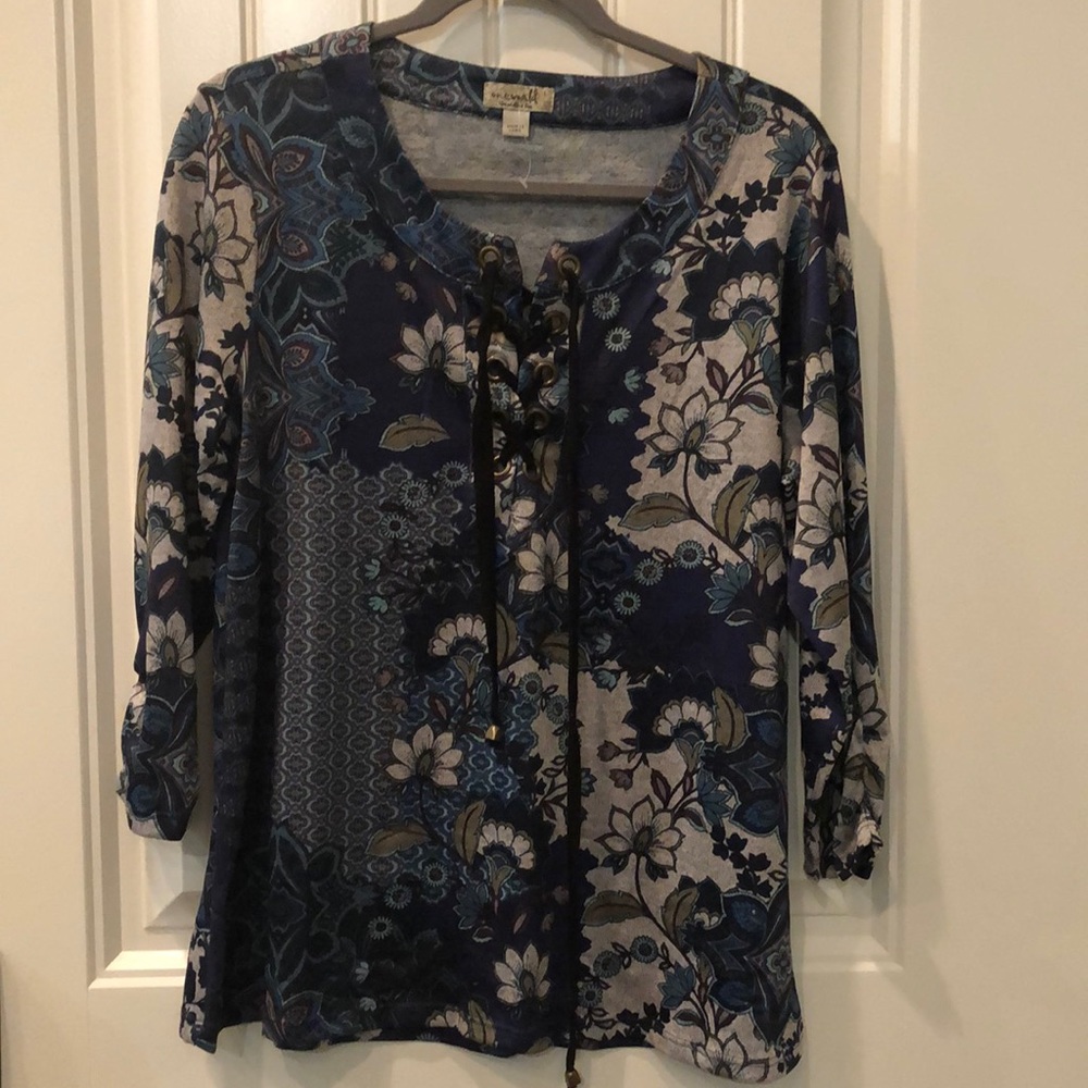NWOT One World 3/4 ruched sleeve top, multi colored Jacobean print